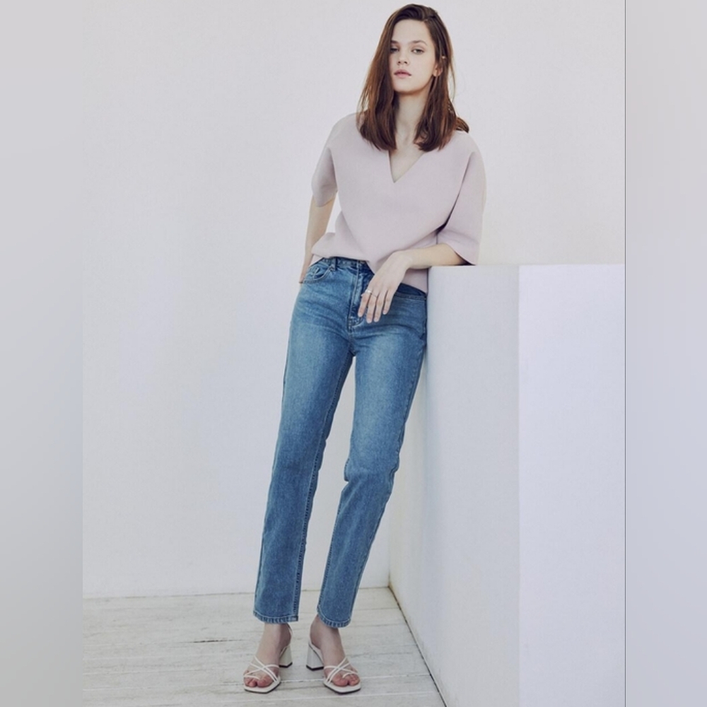 Wconcept Frontrow [Denim Collection] Mid-rise Straight Jeans Blue